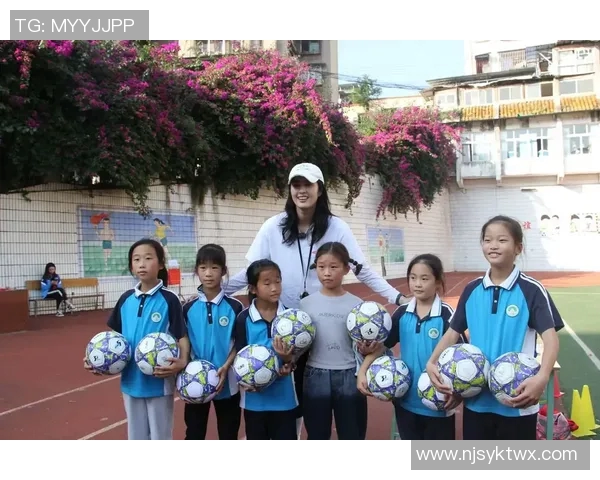 足球明星赵丽娜的传奇之路与她对女性足球的影响与启示