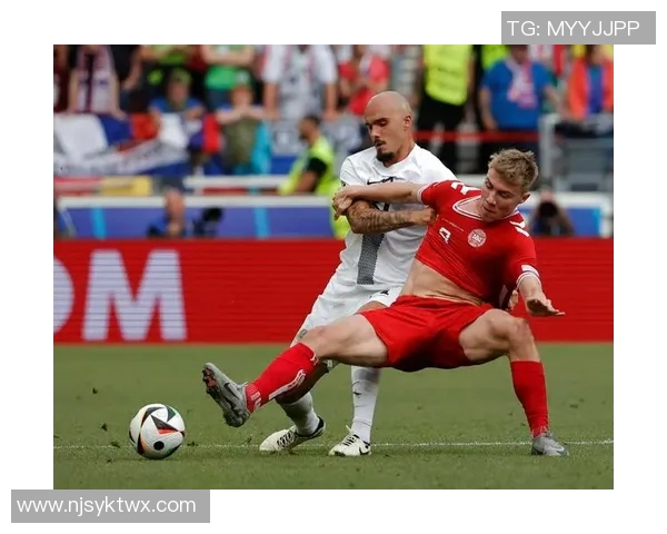 丹麦足球传奇人物回顾与影响力分析探索