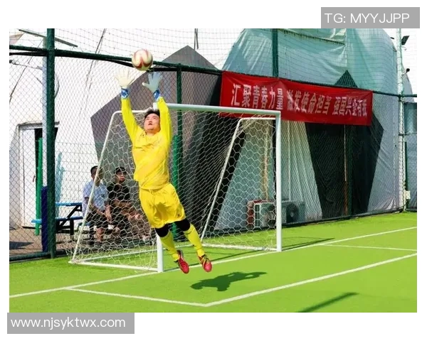 腿部受伤却依然闪耀赛场的足球明星们的奋斗故事 腿部受伤却依然闪耀赛场的足球明星们的奋斗故事