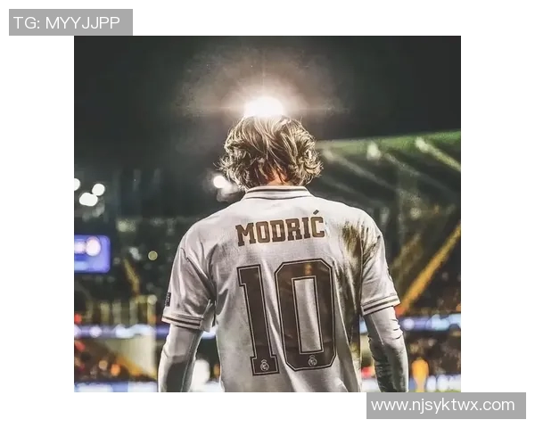 足球明星帅气头像高清大集合让你一睹他们的风采与魅力 足球明星帅气头像高清大集合让你一睹他们的风采与魅力