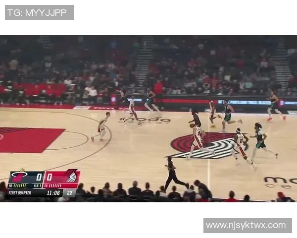 2013年NBA经典对决热火与开拓者的巅峰对决回顾与精彩瞬间分析